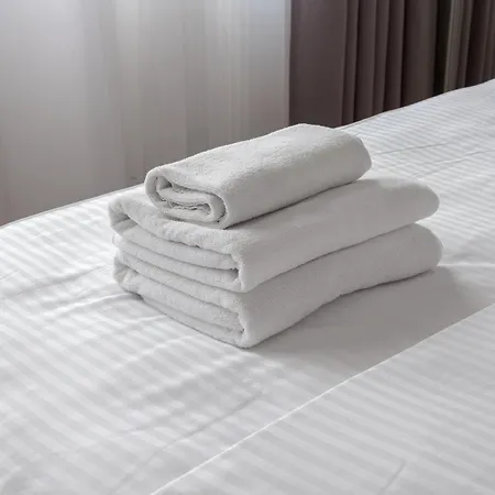 Jerozolimskie 223 By Bookinghost