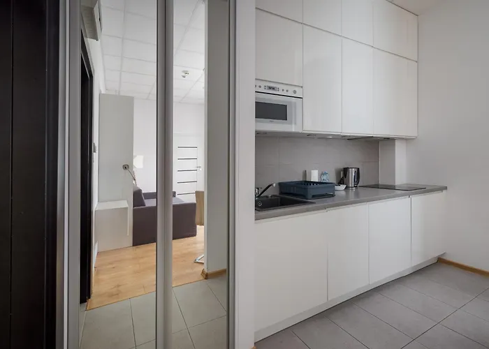 Jerozolimskie 223 By Bookinghost Apartmán