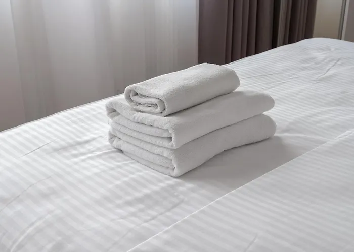 Jerozolimskie 223 By Bookinghost